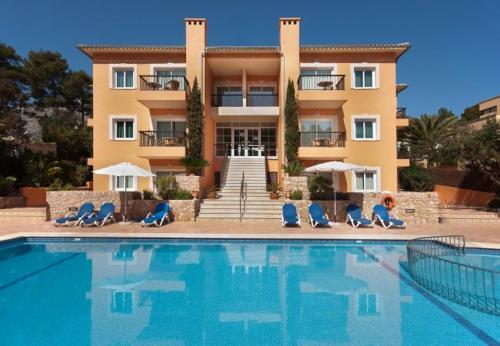 Sant Vicent de Sa Cala Apartment Sleeps 5 With Pool And Wifi