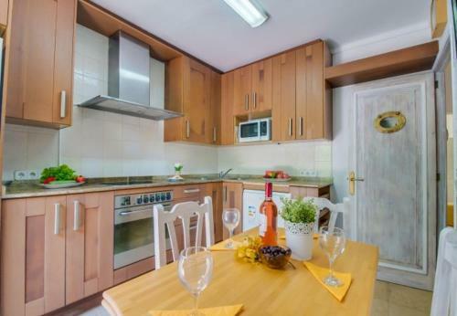 Sant Vicent de Sa Cala Holiday Home Sleeps 6 With Wifi