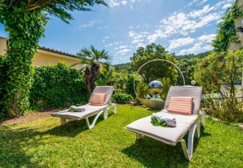 Sant Vicent de Sa Cala Holiday Home Sleeps 6 With Wifi