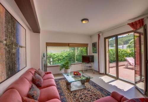 Sant Vicent de Sa Cala Holiday Home Sleeps 6 With Wifi