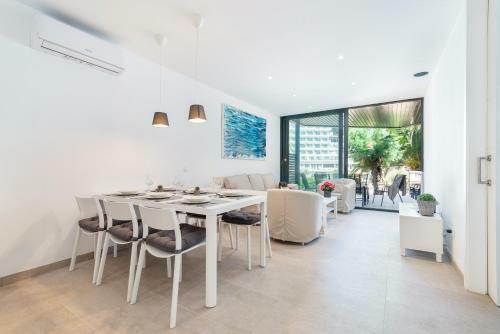 Apartamento Mirador Blue E - Cala Sant Vicen�