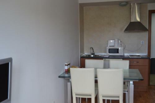 Comfortable Apartment With Wifi And Parking Space