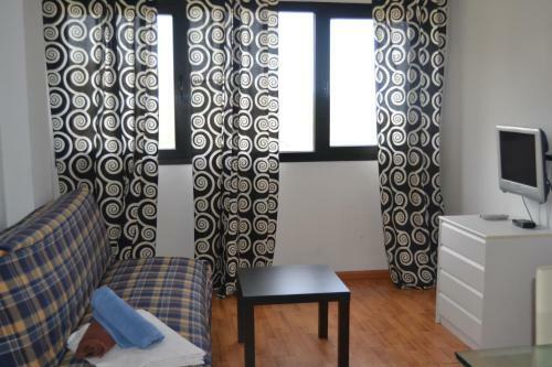 Comfortable Apartment With Wifi And Parking Space