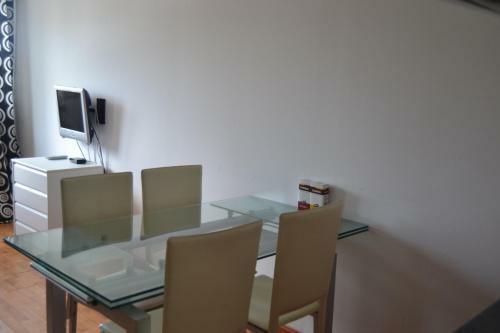Comfortable Apartment With Wifi And Parking Space