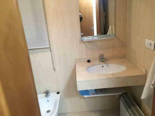 Charming Apartment With Wifi And Parking Space
