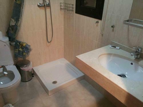 Fully Equipped Apartment With Parking Space And Wifi