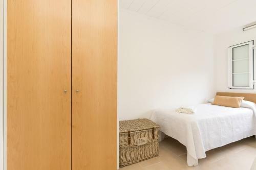 Moderno Apartamento En Calan Bosch- C10