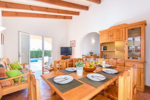 Mango 3 Bedroom Villa, Cala'n Bosch