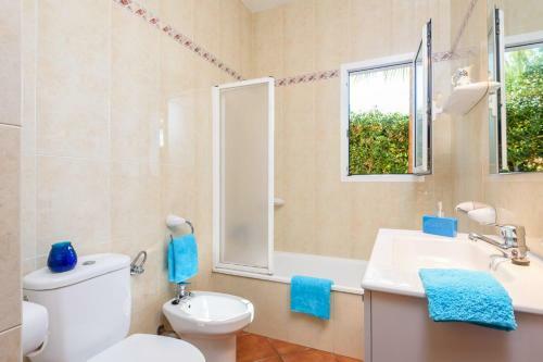 Mikel 3 Bedroom Villa, Cala'n Bosch