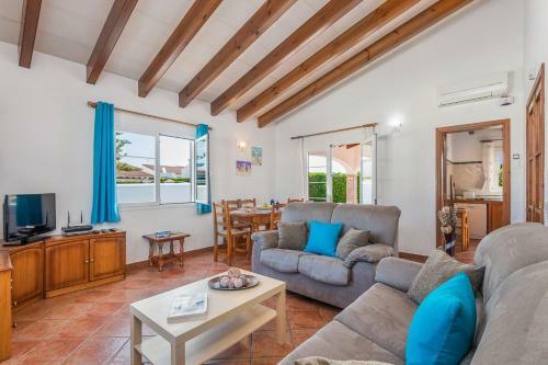 Enrich 3 Bedroom Villa, Cala'n Bosch