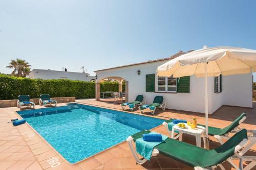Enrich 3 Bedroom Villa, Cala'n Bosch