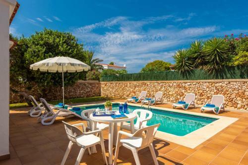 Petunia 3 Bedroom Villa, Cala'n Bosch