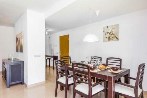 Cala En Bosch Villa Sleeps 8 With Pool Air Con And Wifi
