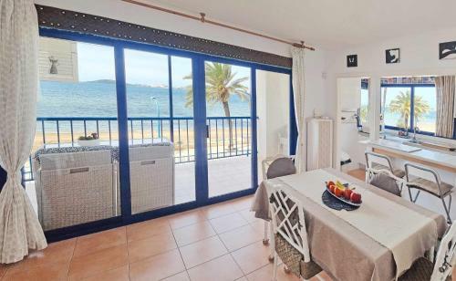 Shorehouse Apartamento de Primera Linea En Playa Honda