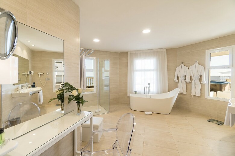 Hotel Royal Palm Resort & Spa - Adults Only