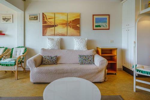 Bright Apartment In Aquaviva Callao Salvaje, Cs22
