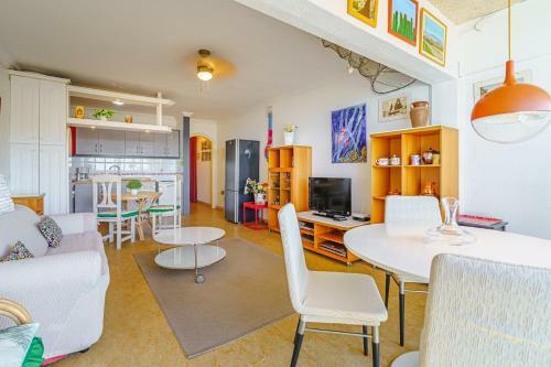 Bright Apartment In Aquaviva Callao Salvaje, Cs22
