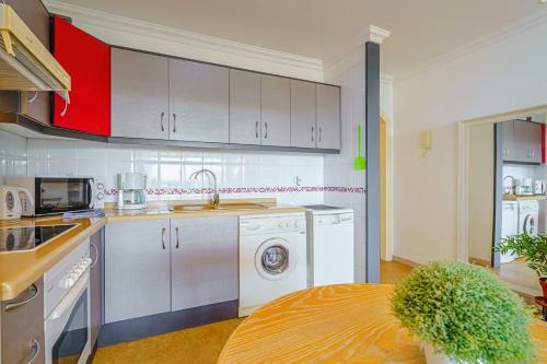 Bright Apartment In Aquaviva Callao Salvaje, Cs22