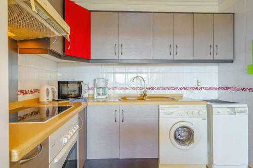 Bright Apartment In Aquaviva Callao Salvaje, Cs22