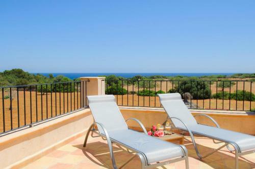 Cala Ferrera Villa Sleeps 10 Pool Wifi