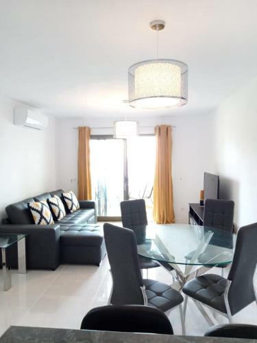 Impeccable 2-bed Apartment Ecuador Los Claveles