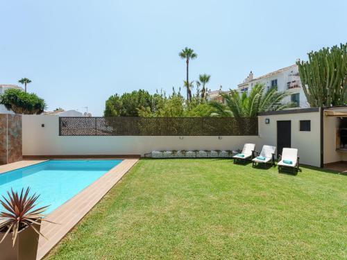 Villa Riviera Beach & Garden