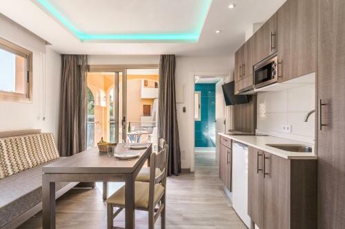 Ferrera Luxe Apartamento 701
