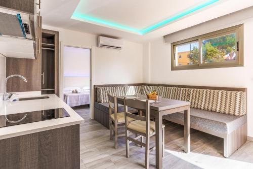 Ferrera Luxe Apartamento 714