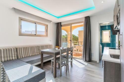 Ferrera Luxe Apartmento 706