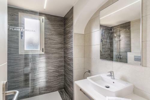 Ferrera Luxe Apartamento 812
