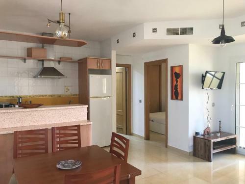 Apartamento Espectacular Residencial En 1a Linea Con Piscina.