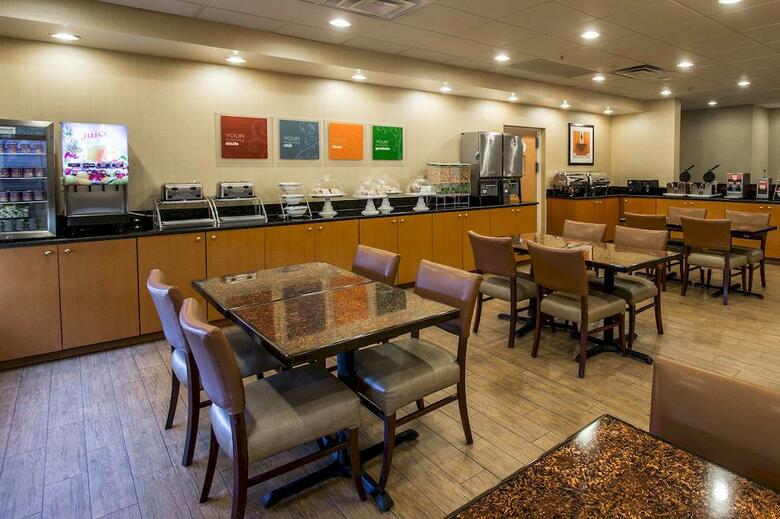 Hotel Comfort Suites Universal Studios Area