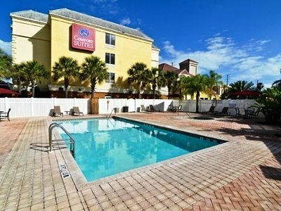 Hotel Comfort Suites Universal Studios Area