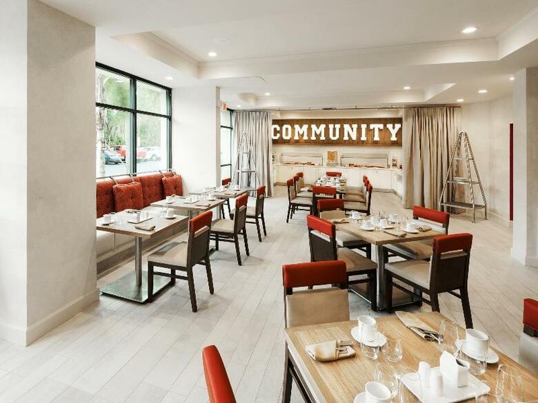 Delta Hotels By Marriott Orlando Lake Buena Vista