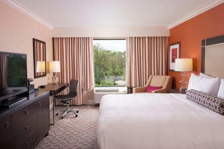 Delta Hotels By Marriott Orlando Lake Buena Vista