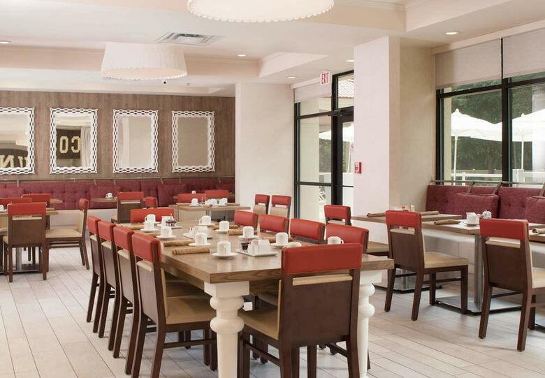 Delta Hotels By Marriott Orlando Lake Buena Vista