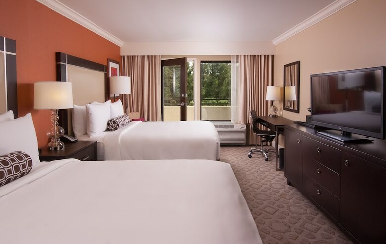 Delta Hotels By Marriott Orlando Lake Buena Vista