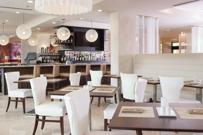 Delta Hotels By Marriott Orlando Lake Buena Vista