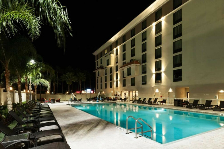 Delta Hotels By Marriott Orlando Lake Buena Vista