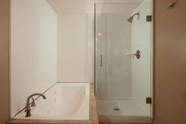 Delta Hotels By Marriott Orlando Lake Buena Vista