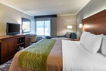 Hotel Comfort Inn & Suites