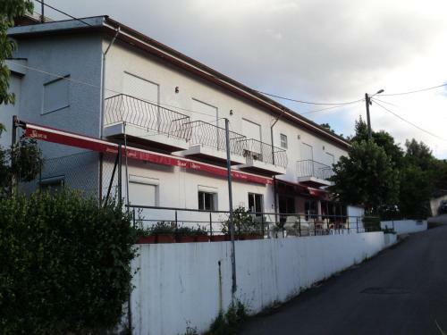 Hostal Alojamento Correia