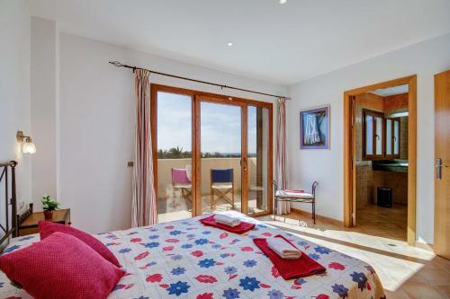 Ibiza 4 Bedroom Villa, Cala'n Blanes