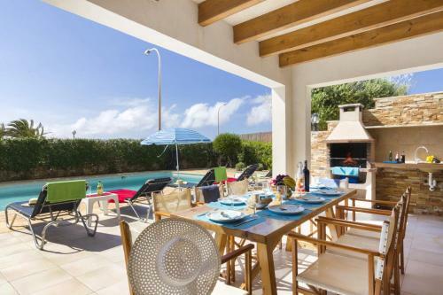 Ibiza 4 Bedroom Villa, Cala'n Blanes