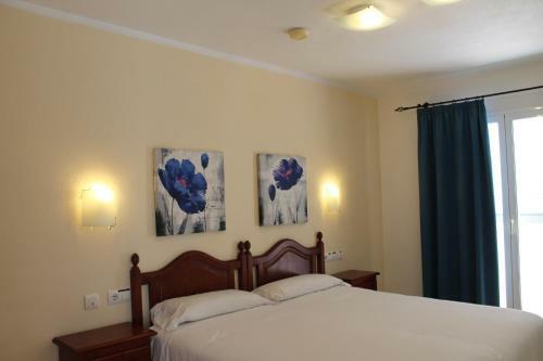 Villa Elena, Cala'n Bruc