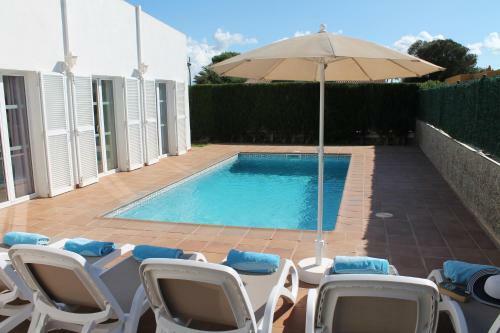 Villa Elena, Cala'n Bruc