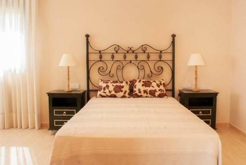 Segur de Calafell Villa Sleeps 8 Pool