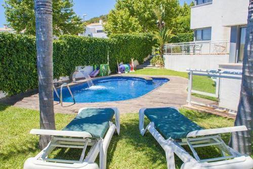 Segur de Calafell Villa Sleeps 8 Pool