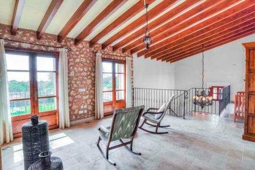 S'horta Villa Sleeps 8 Pool Air Con Wifi