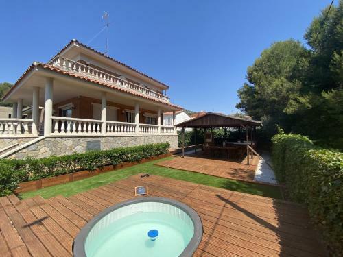 Villa R119 - Casa Alemania